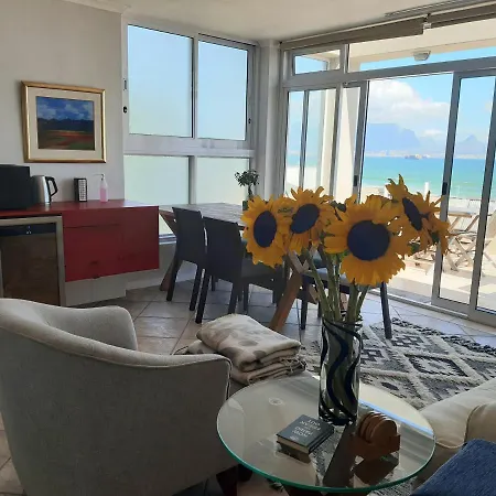 2Whitewaters Bloubergstrand Homestay Exterior foto